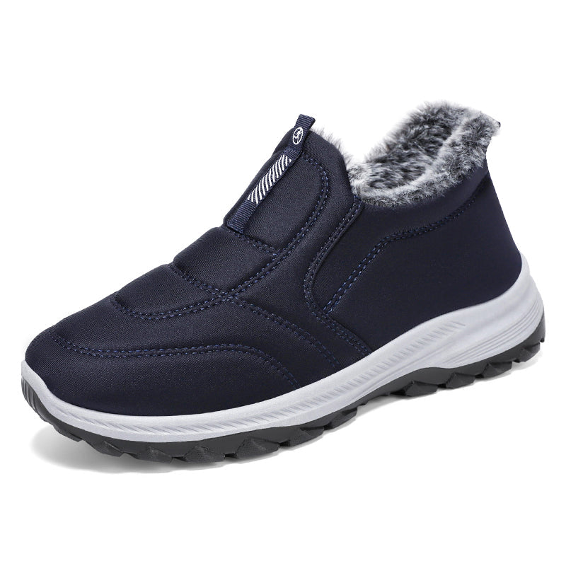 Men’s Winter Fleece-Lined Slip-On Shoes — Waterproof, Slip-Resistant, Wide Toe Box, Built for Warmth, Stability, and Confident Steps on Snowy Days.