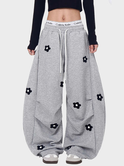 Embroidered Bloom Barrel Sweatpants