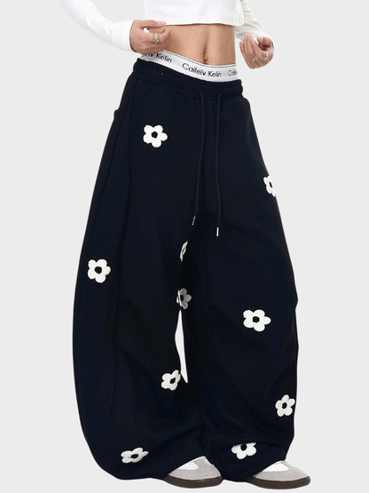 Embroidered Bloom Barrel Sweatpants